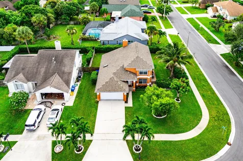139 Royal Pine Circle S Royal Palm Beach FL 33411