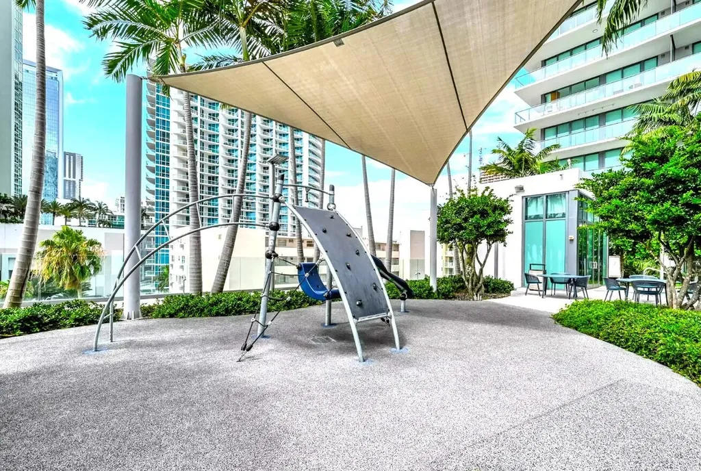 480 NE 31st Street Miami FL 33137