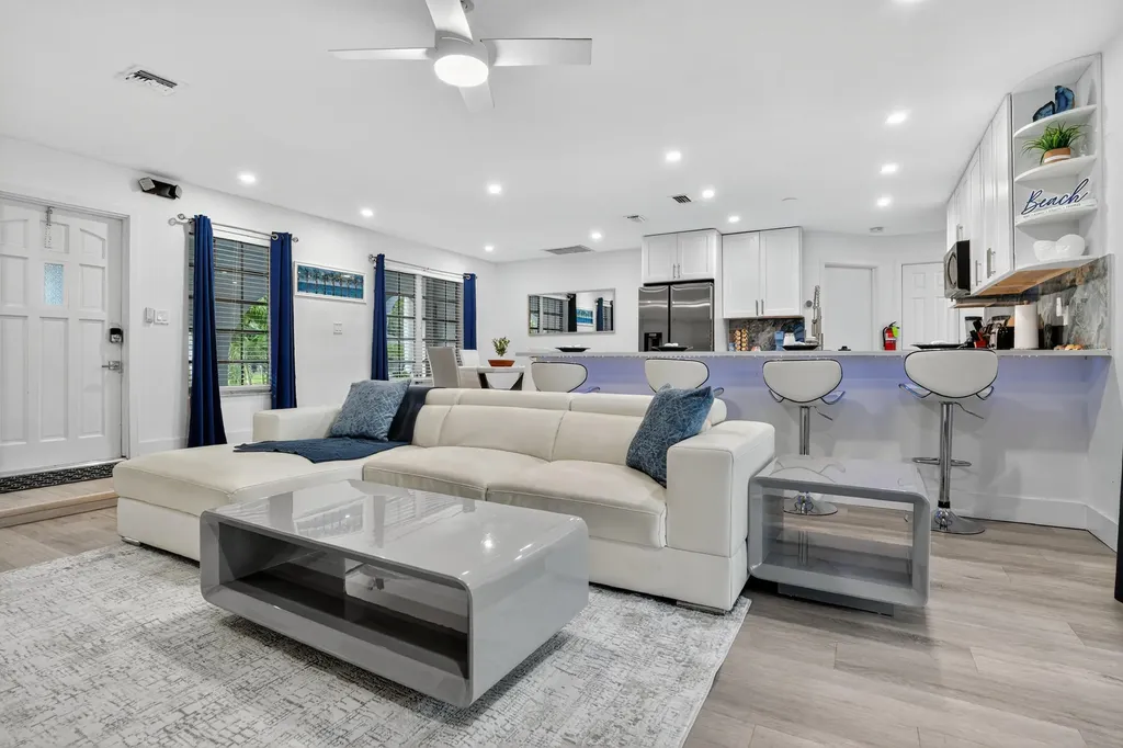 4421 NW 2nd Court Coconut Creek FL 33066