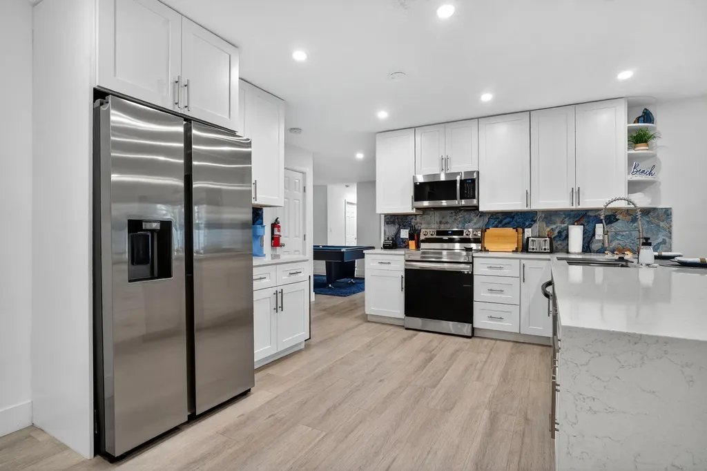 4421 NW 2nd Court Coconut Creek FL 33066