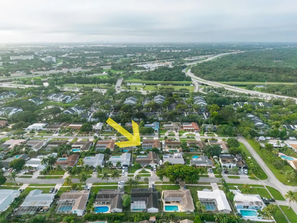 4421 NW 2nd Court Coconut Creek FL 33066