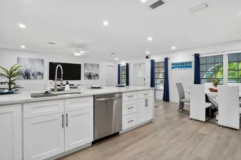 4421 NW 2nd Court Coconut Creek FL 33066