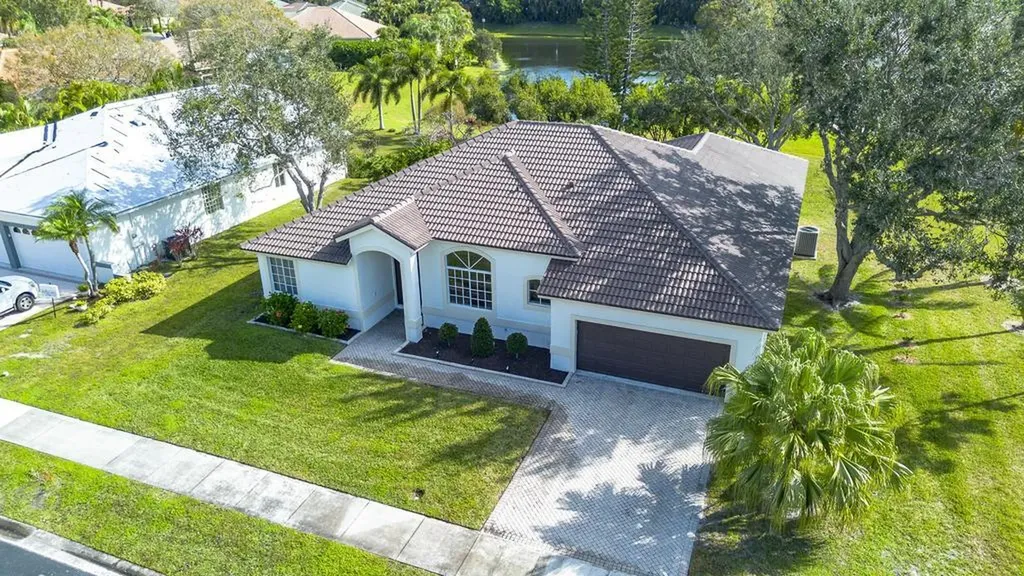 1255 SW Maplewood Drive Port St Lucie FL 34986