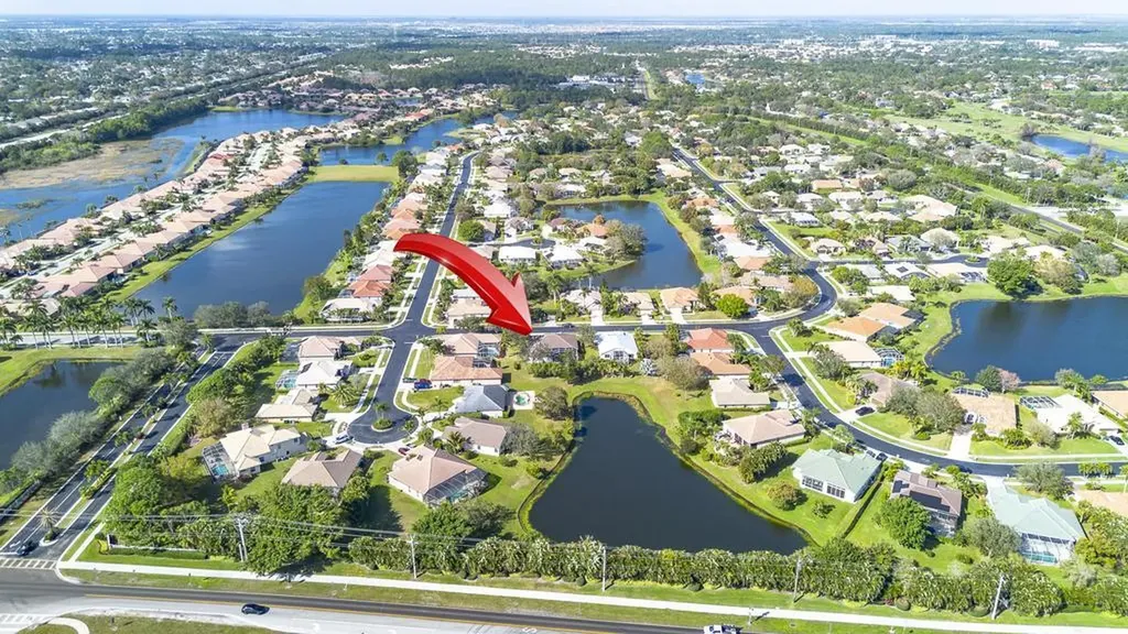 1255 SW Maplewood Drive Port St Lucie FL 34986