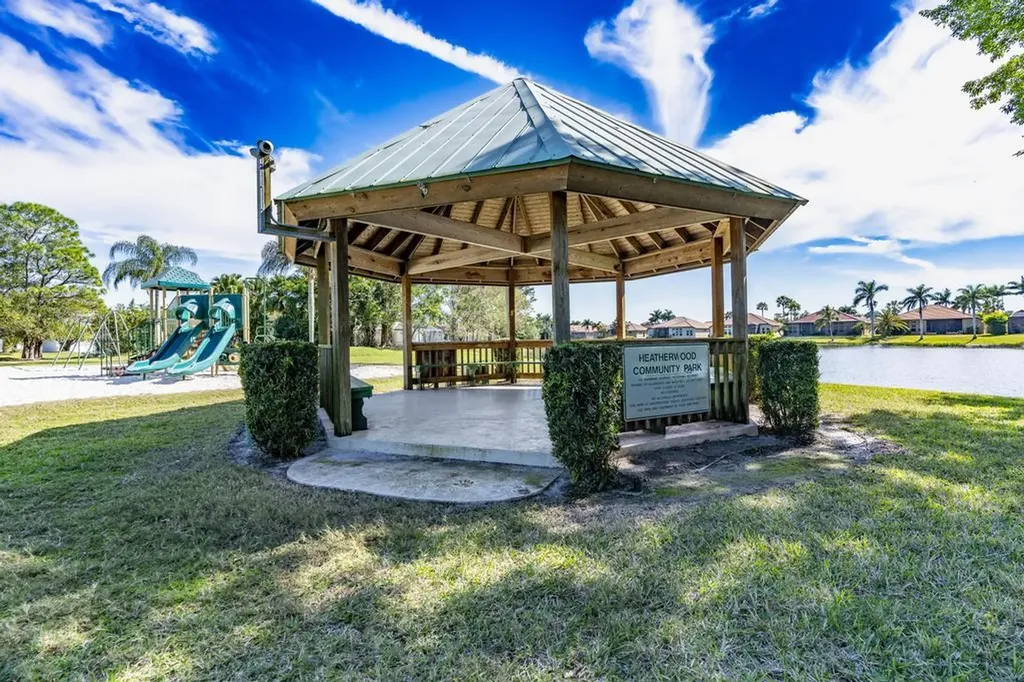 1255 SW Maplewood Drive Port St Lucie FL 34986