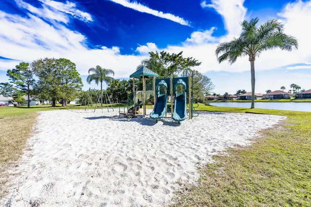 1255 SW Maplewood Drive Port St Lucie FL 34986