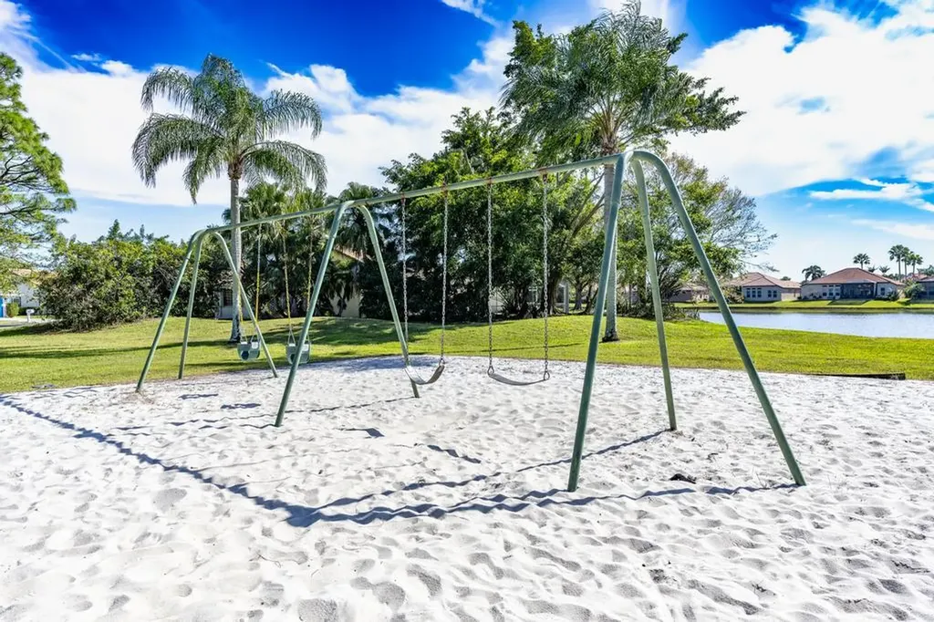 1255 SW Maplewood Drive Port St Lucie FL 34986