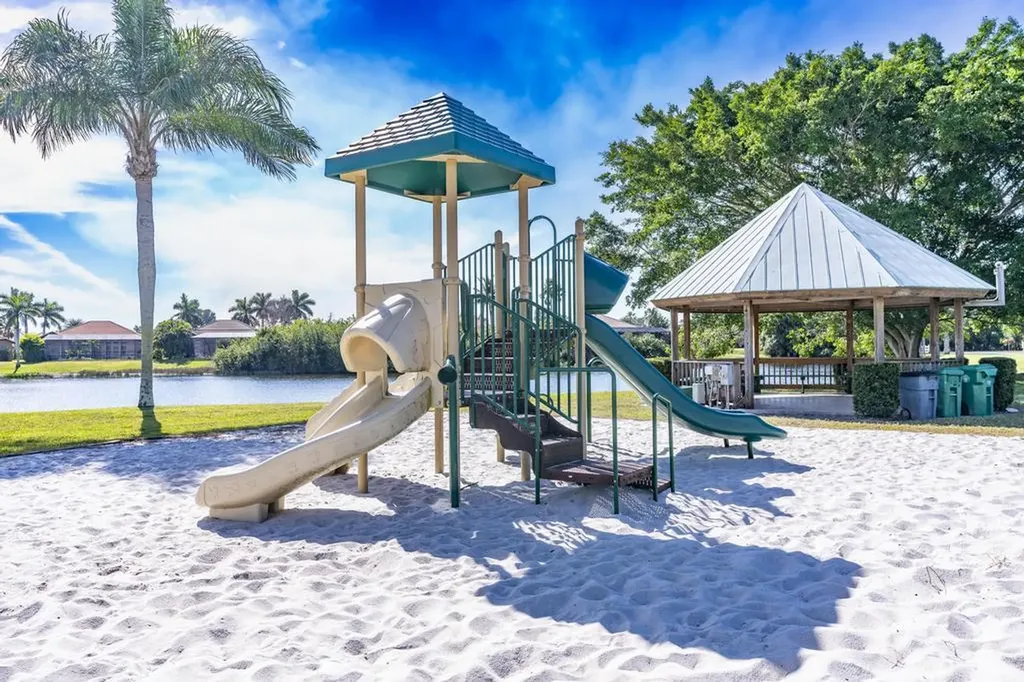 1255 SW Maplewood Drive Port St Lucie FL 34986