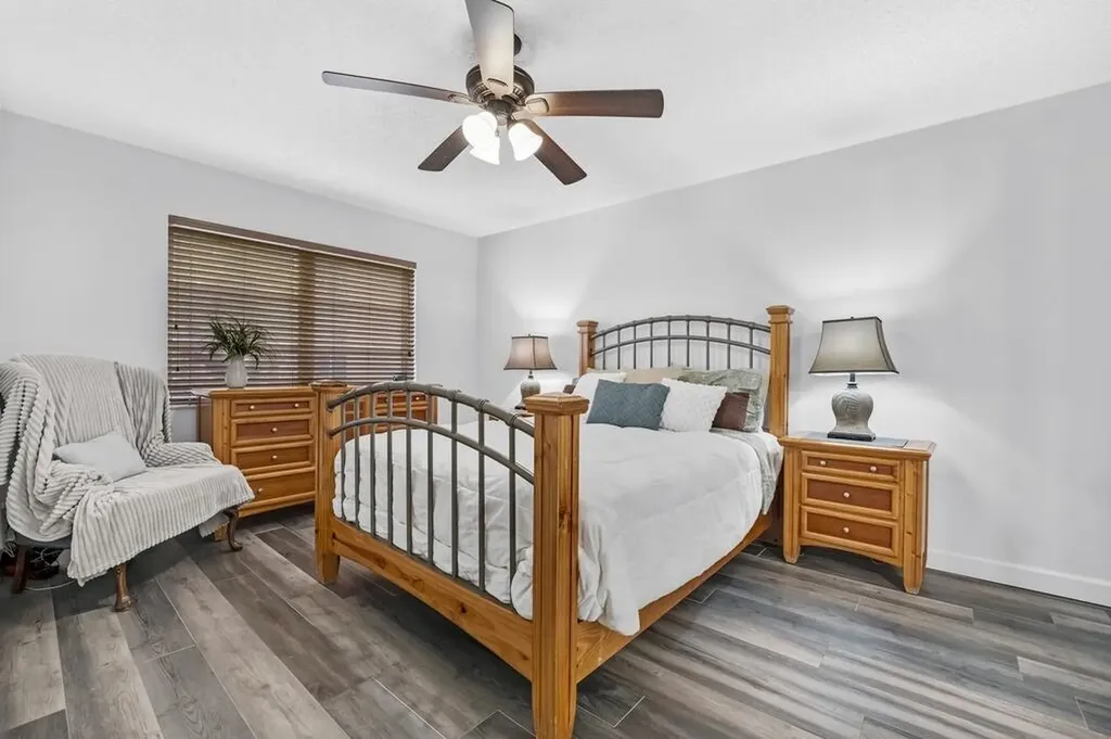 8280 SW 24th Street North Lauderdale FL 33068