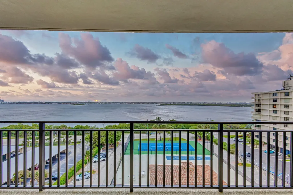 5460 N Ocean Drive Singer Island FL 33404