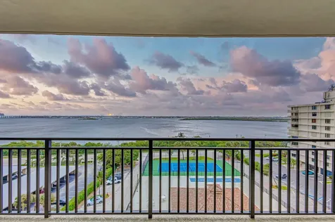 5460 N Ocean Drive Singer Island FL 33404