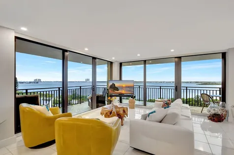 5460 N Ocean Drive Singer Island FL 33404