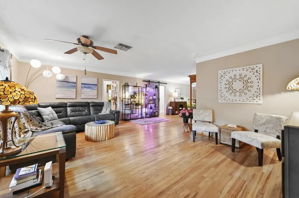 4580 Glenwood Drive Coconut Creek FL 33066