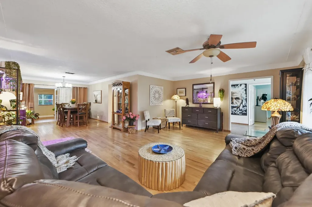 4580 Glenwood Drive Coconut Creek FL 33066