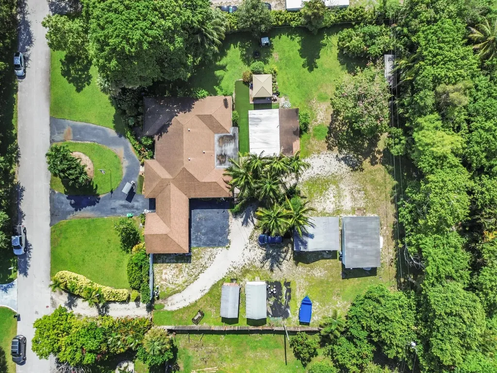 4580 Glenwood Drive Coconut Creek FL 33066