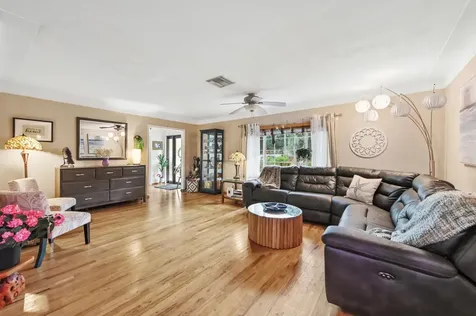 4580 Glenwood Drive Coconut Creek FL 33066