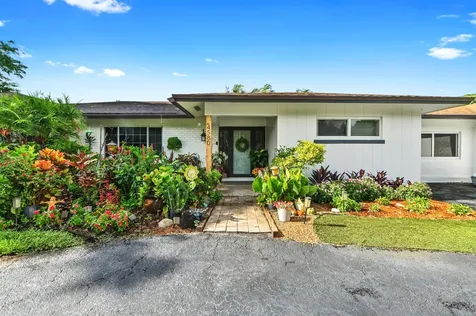 4580 Glenwood Drive Coconut Creek FL 33066