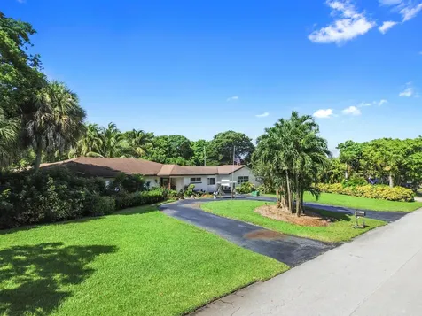 4580 Glenwood Drive Coconut Creek FL 33066