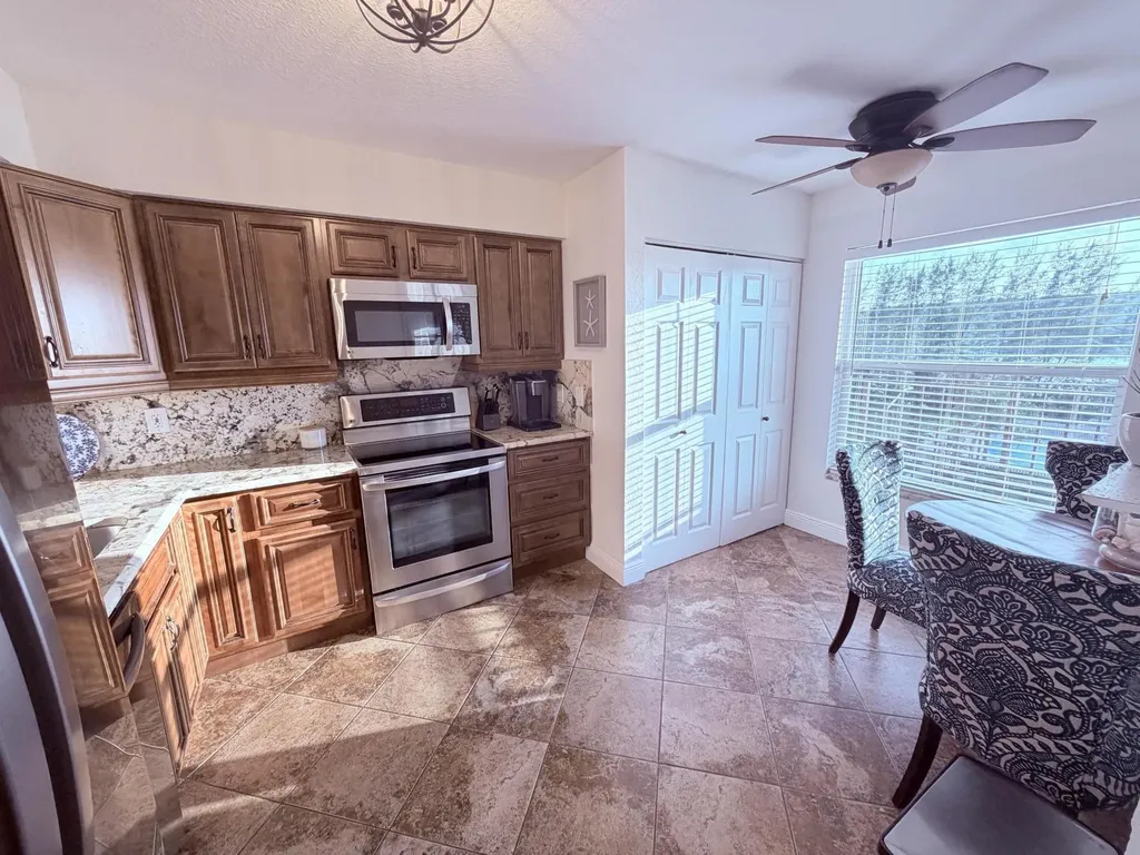 4550 NW 18th Avenue Deerfield Beach FL 33064