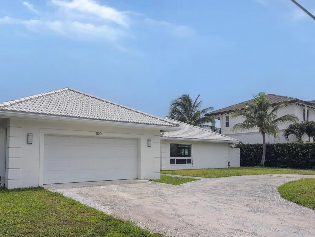 1190 Bimini Lane Riviera Beach FL 33404