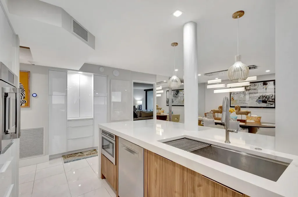 5460 N Ocean Drive Singer Island FL 33404