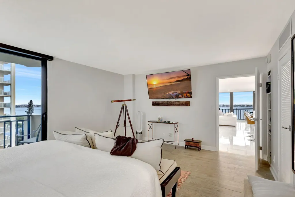 5460 N Ocean Drive Singer Island FL 33404