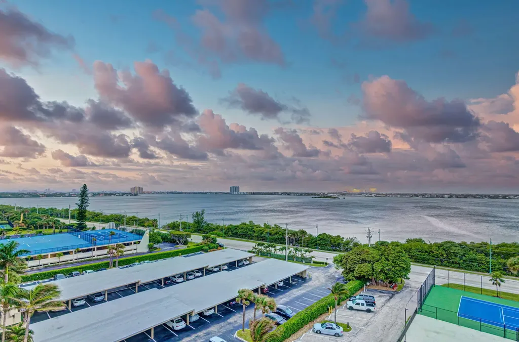 5460 N Ocean Drive Singer Island FL 33404