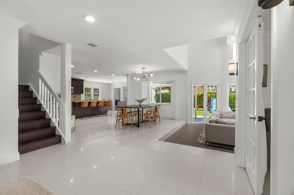 23173 L'ermitage Circle Boca Raton FL 33433
