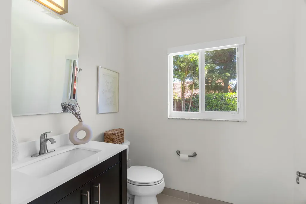 23173 L'ermitage Circle Boca Raton FL 33433