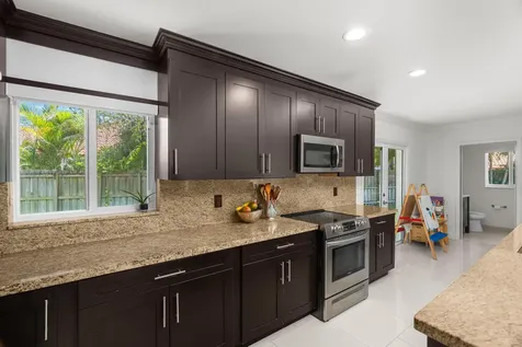 23173 L'ermitage Circle Boca Raton FL 33433