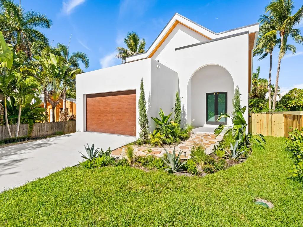 1628 NE 17th Avenue Fort Lauderdale FL 33305