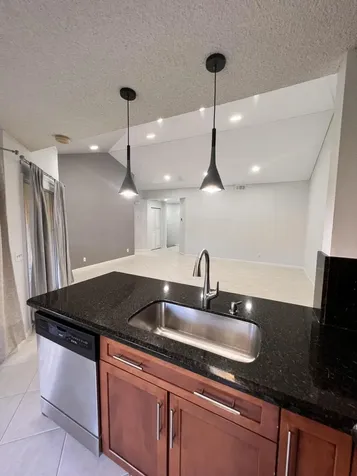 6614 Via Regina Boca Raton FL 33433