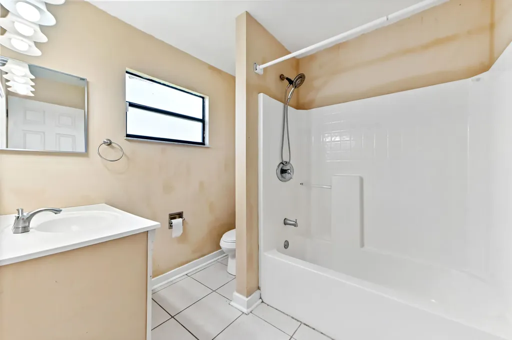350 SW Homeland Road Port St Lucie FL 34953