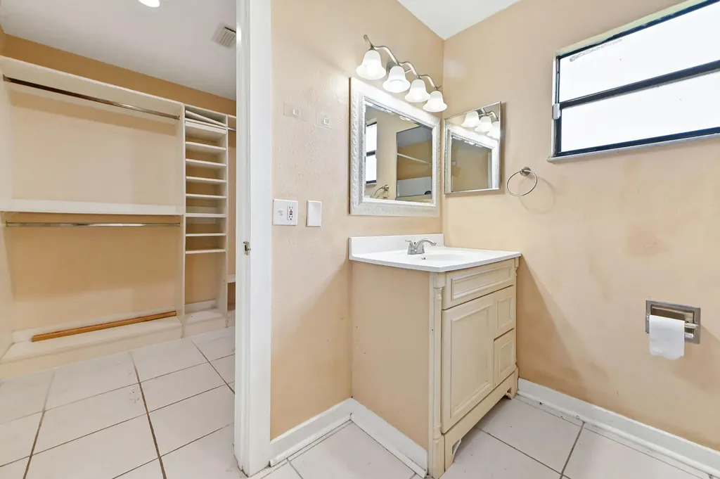 350 SW Homeland Road Port St Lucie FL 34953