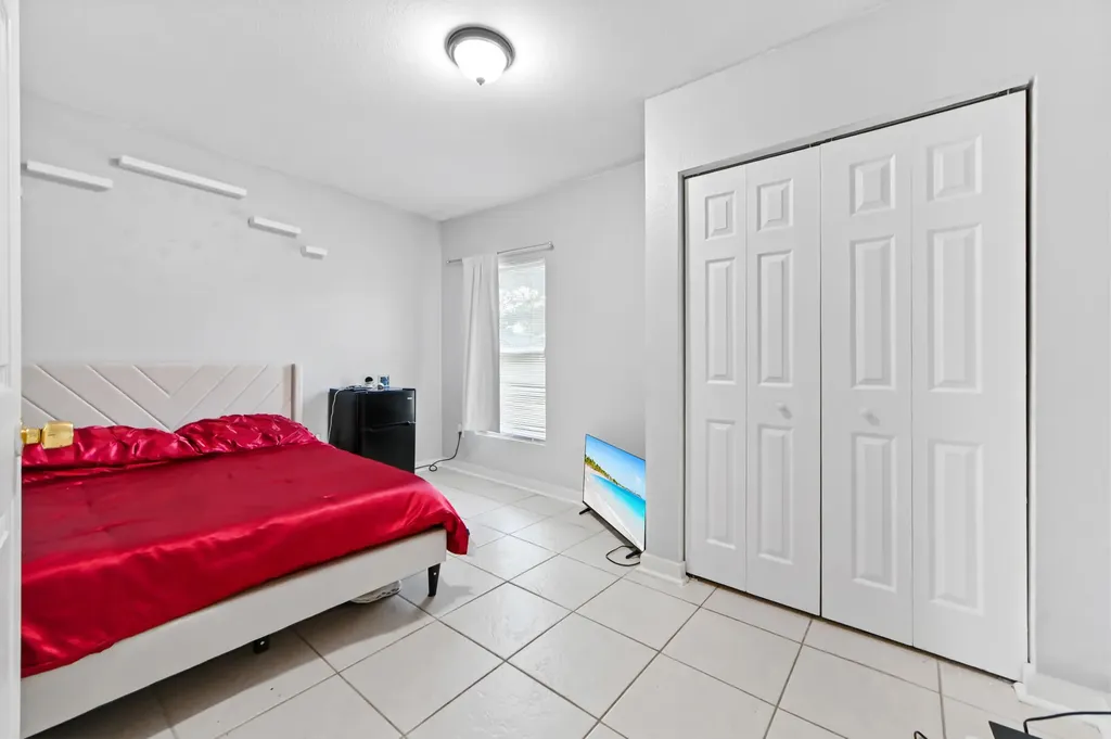 350 SW Homeland Road Port St Lucie FL 34953