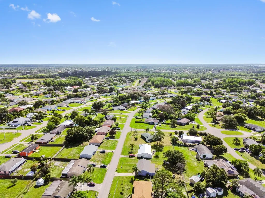 350 SW Homeland Road Port St Lucie FL 34953
