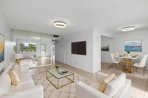 4028 Hythe B Boca Raton FL 33434