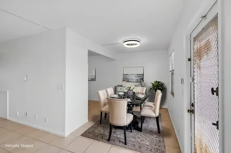 4028 Hythe B Boca Raton FL 33434