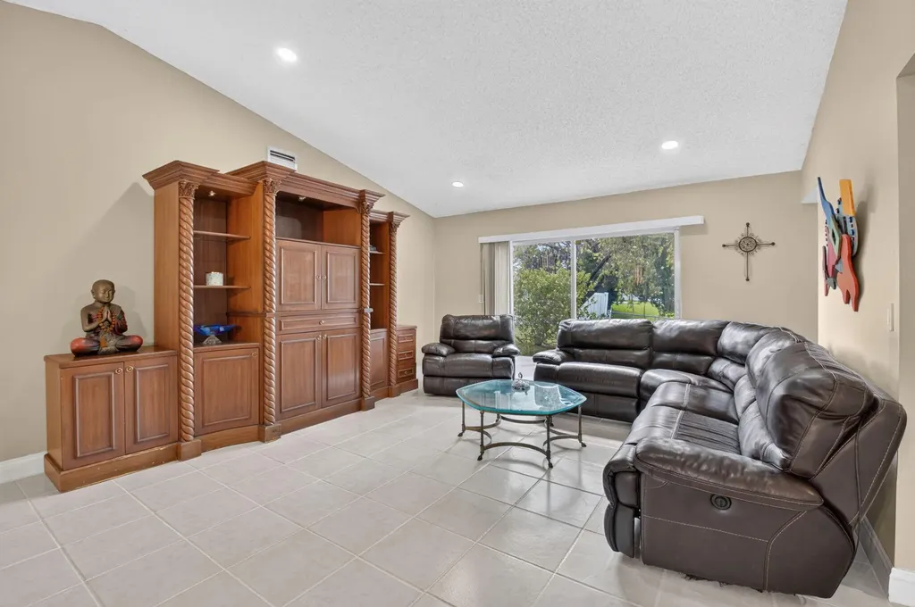 18838 Cloud Lake Circle Boca Raton FL 33496