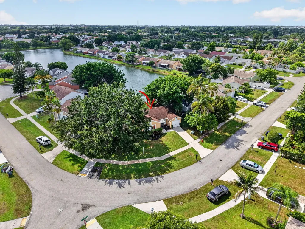 18838 Cloud Lake Circle Boca Raton FL 33496