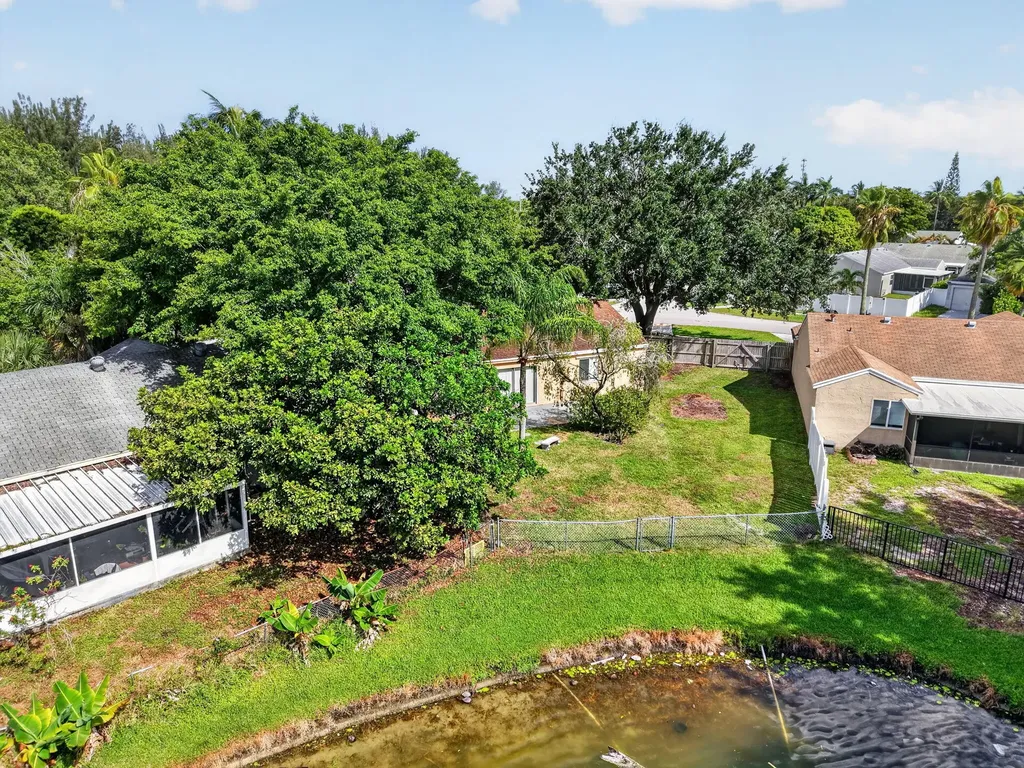 18838 Cloud Lake Circle Boca Raton FL 33496