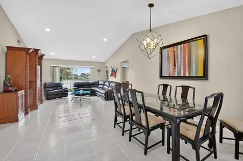 18838 Cloud Lake Circle Boca Raton FL 33496
