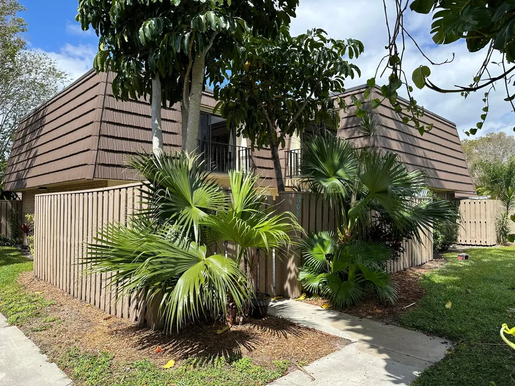 308 3rd Court Palm Beach Gardens FL 33410