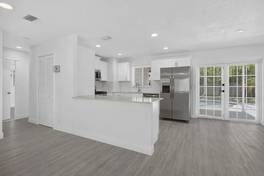 514 Riverside Drive Palm Beach Gardens FL 33410
