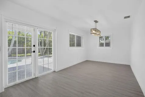 514 Riverside Drive Palm Beach Gardens FL 33410