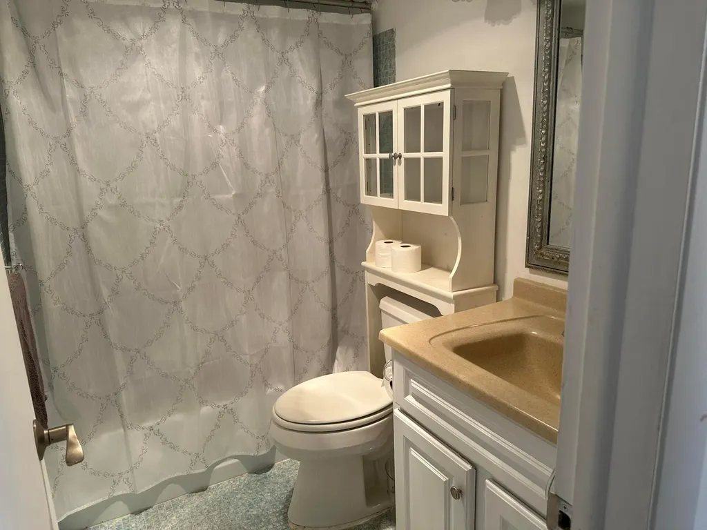2 Canterbury A West Palm Beach FL 33417