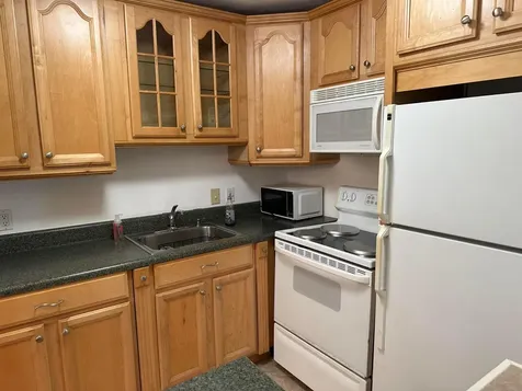 2 Canterbury A West Palm Beach FL 33417