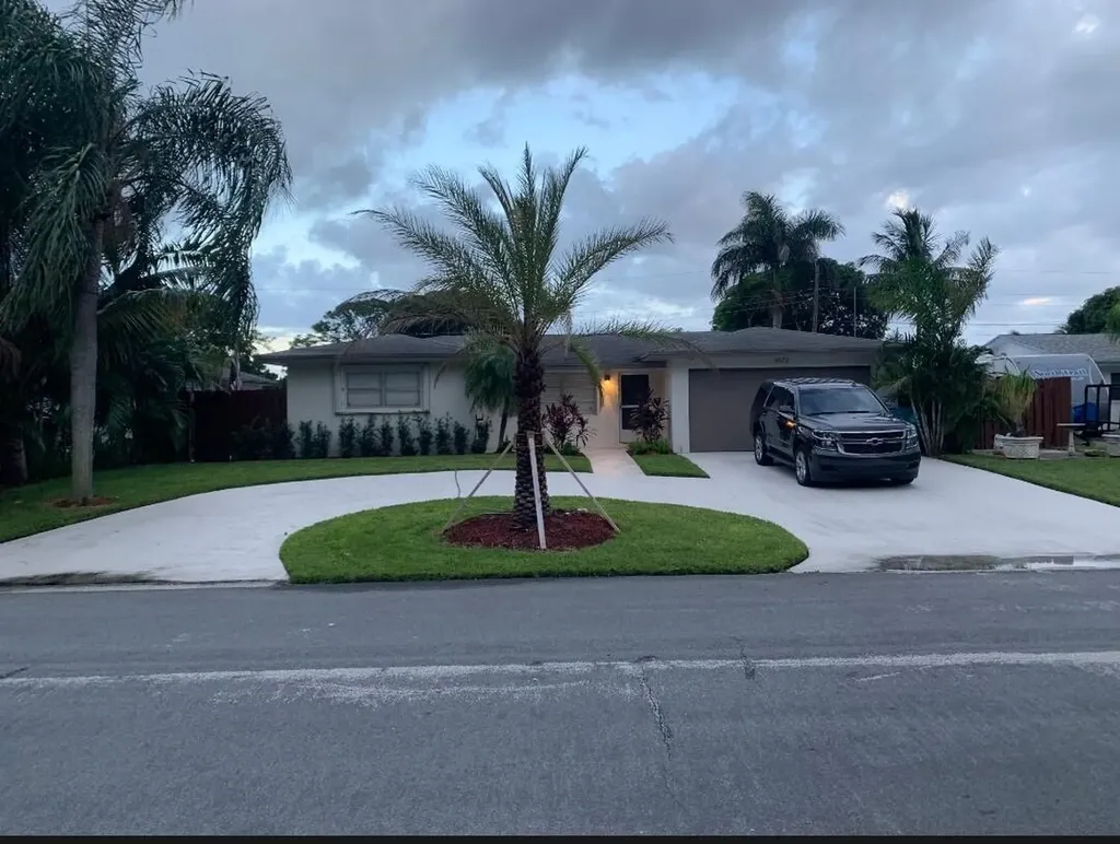 1072 SW 25th Avenue Boynton Beach FL 33426