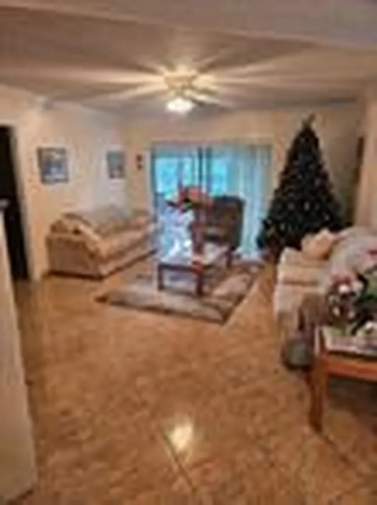 4000 NW 44th Avenue Lauderdale Lakes FL 33319