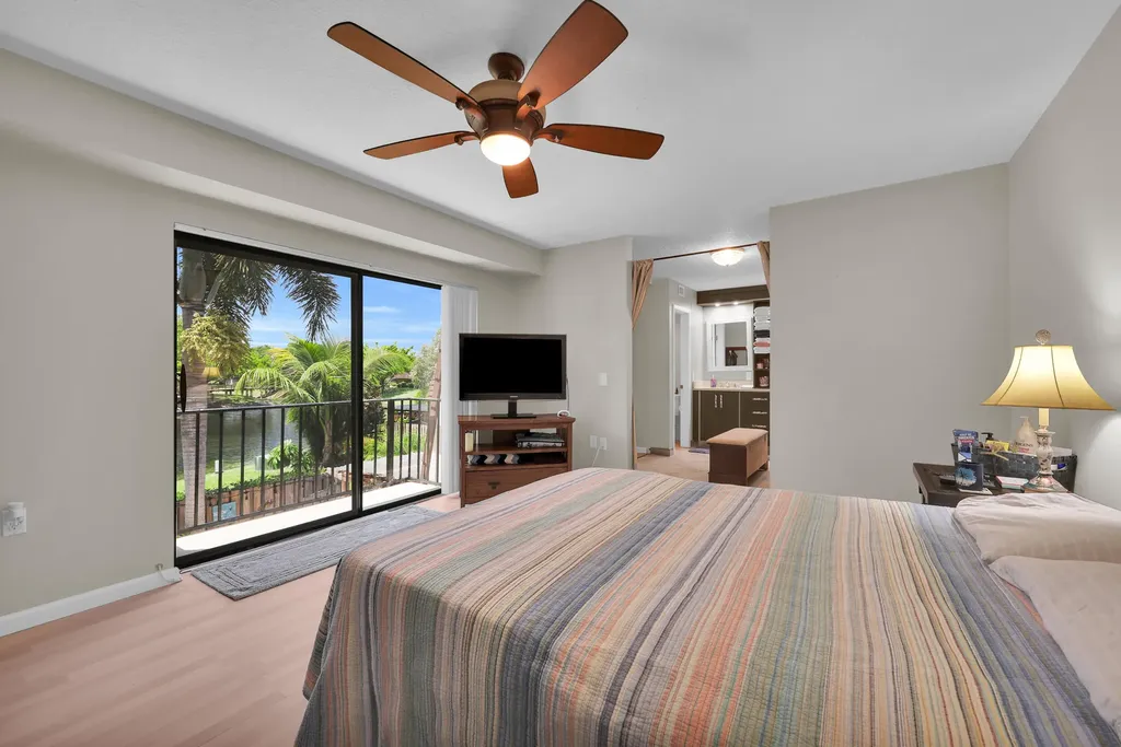 1119 11th Lane Palm Beach Gardens FL 33418
